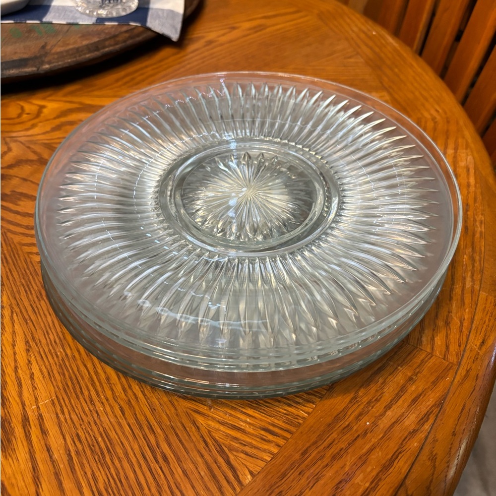 Vintage KIG Indonesia Clear Sunburst 10’ glass plate set of 6. Nice set - Picture 2 of 5
